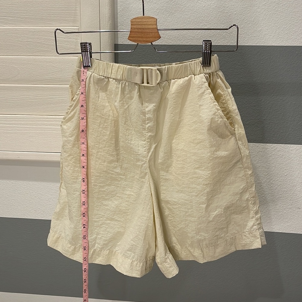 3/$9 ZARA Kids unisex sz 8/10 Cream colored shorts, 3 pockets, Nylon, boy girl - Picture 5 of 6
